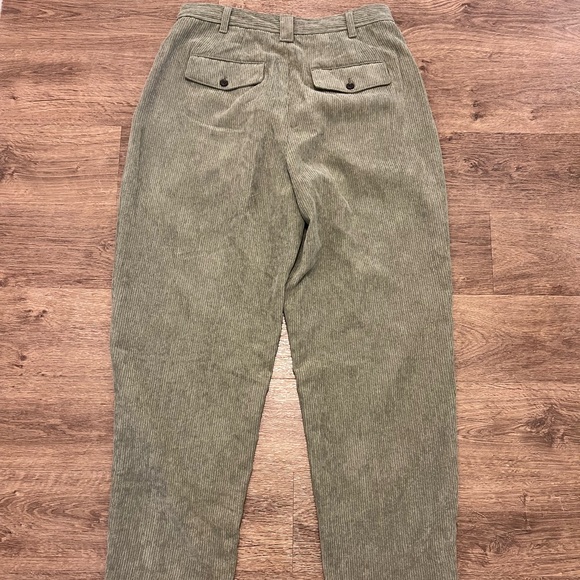 Madewell Corduroy High-Rise Tapered Pants in Distant Surplus - Size 8 - Picture 11 of 11